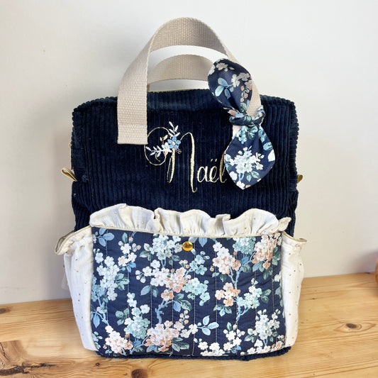 Le sac à dos enfant Ombeline personnalisé velours bleu marine et Liberty Joséphine