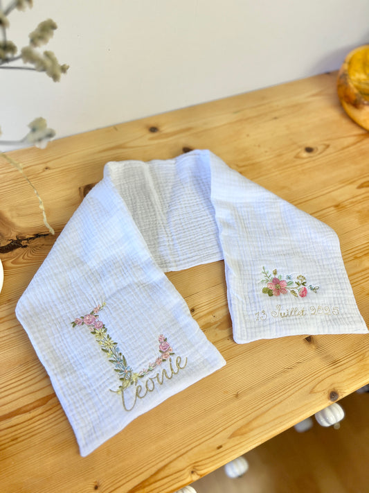 L'écharpe de baptême modèle Léonie