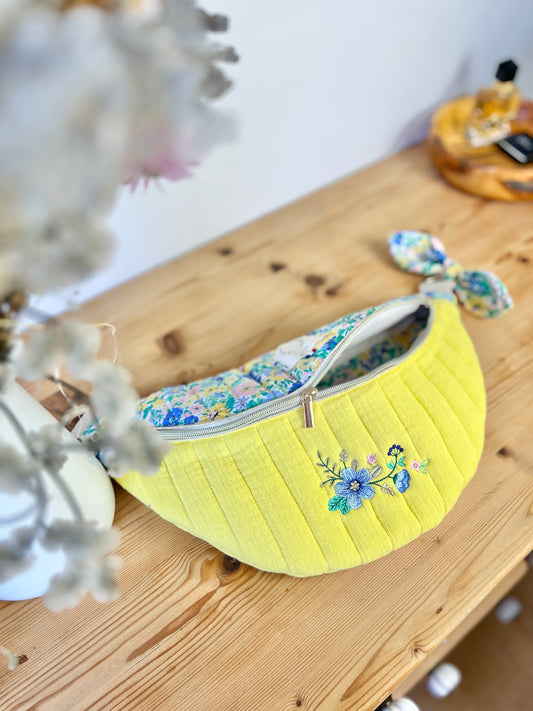 Le sac banane Eléonore Liberty of London Malvern et double gaze jaune