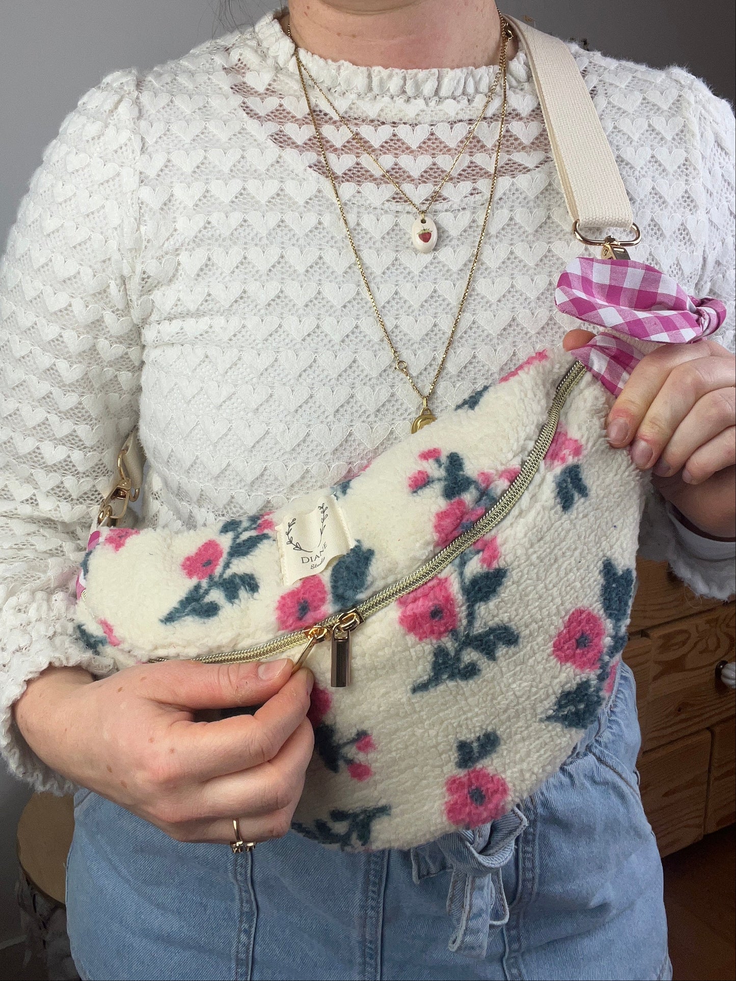 Le sac banane Eléonore sherpa fleuri