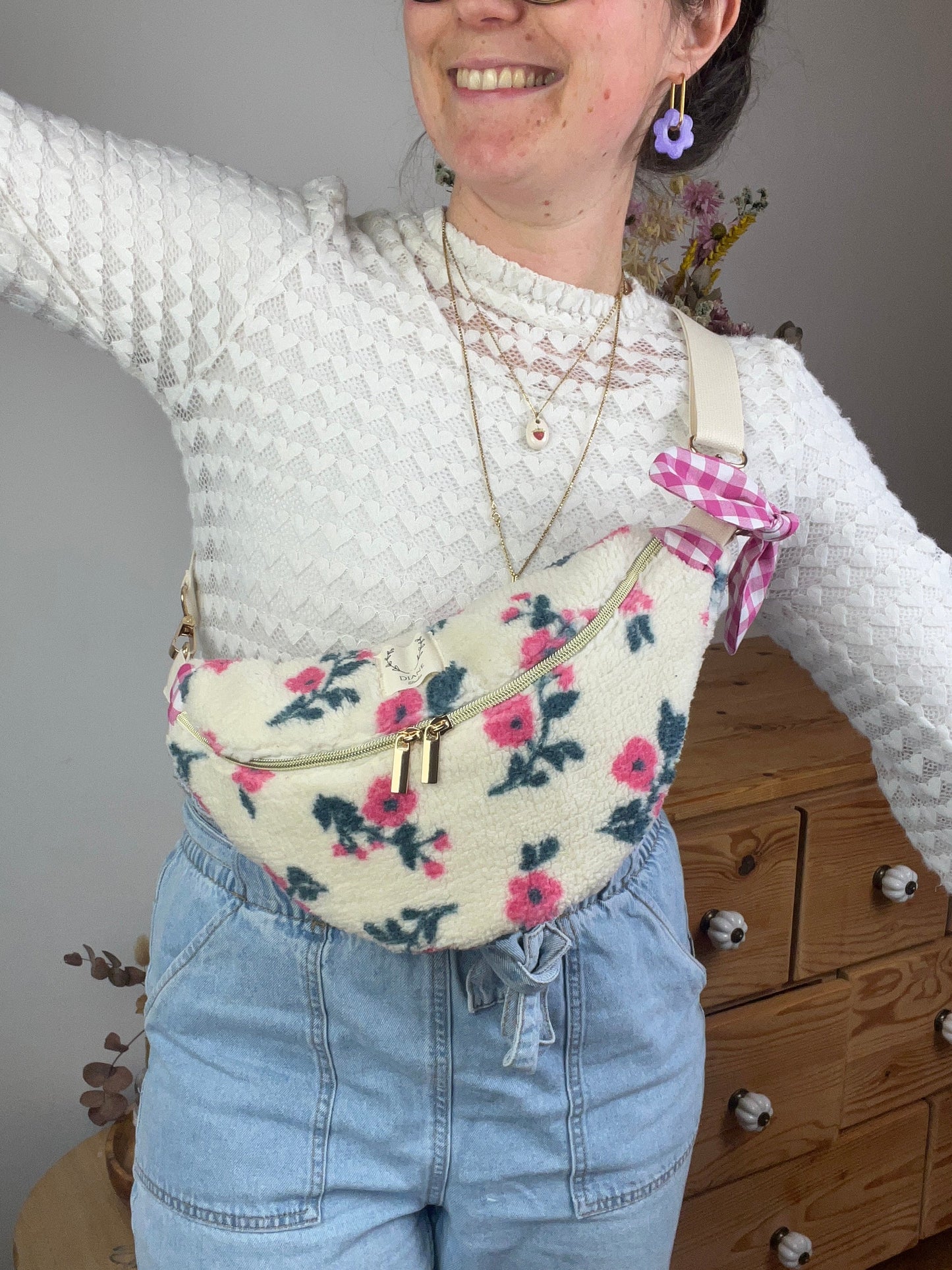 Le sac banane Eléonore sherpa fleuri