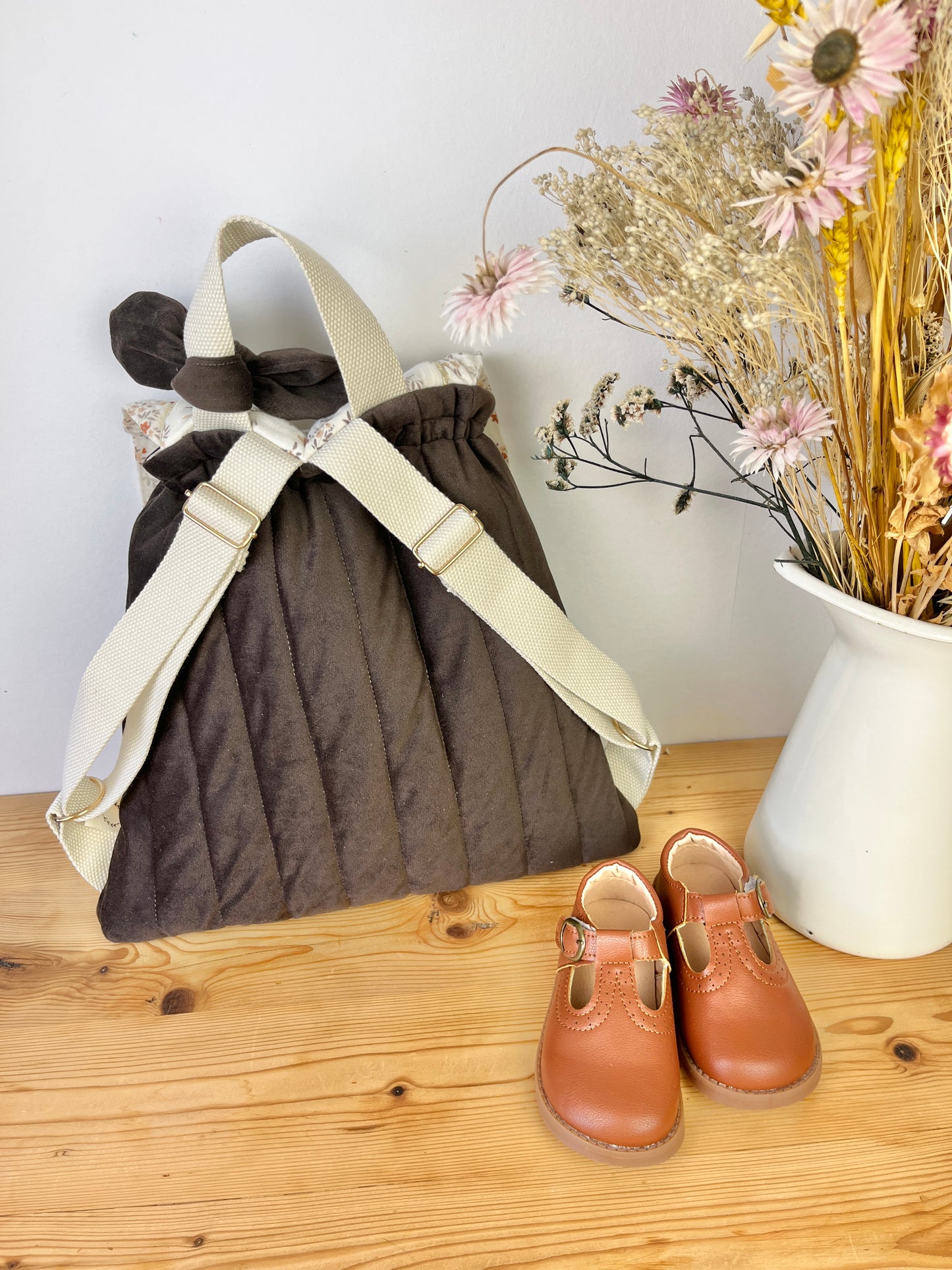 Le sac à dos Églantine velours chocolat et namra