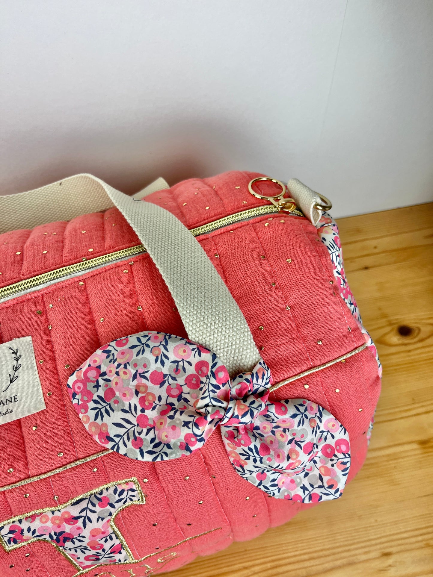 Louison le sac polochon corail doré et wiltshire pois de senteur