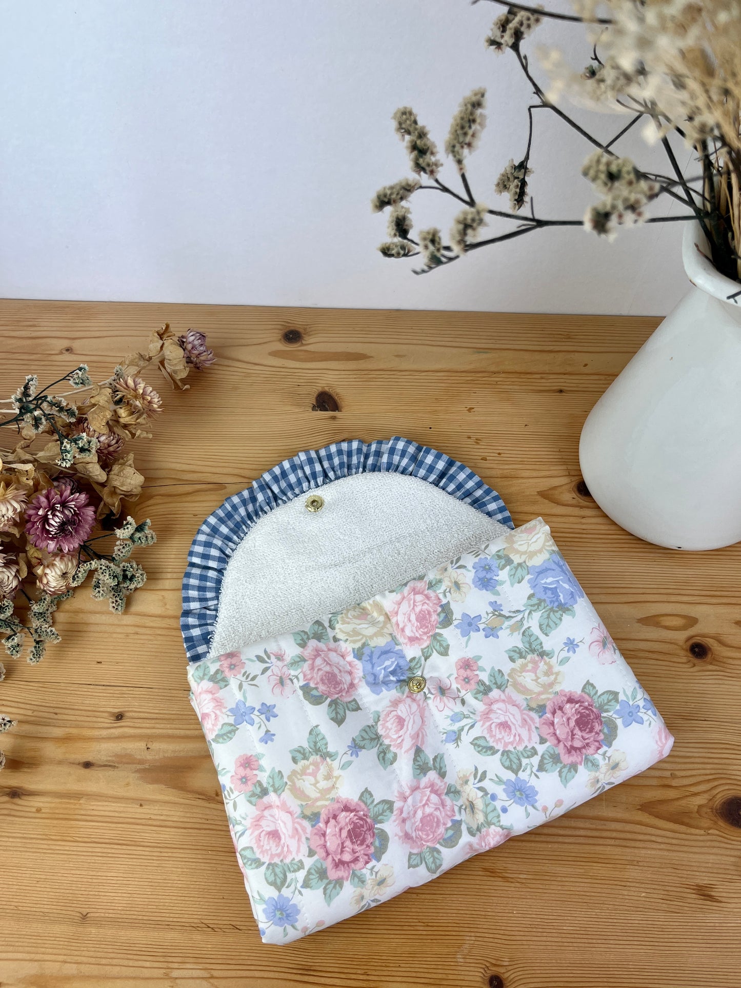 Le matelas à langer nomade Aude et vichy bleu