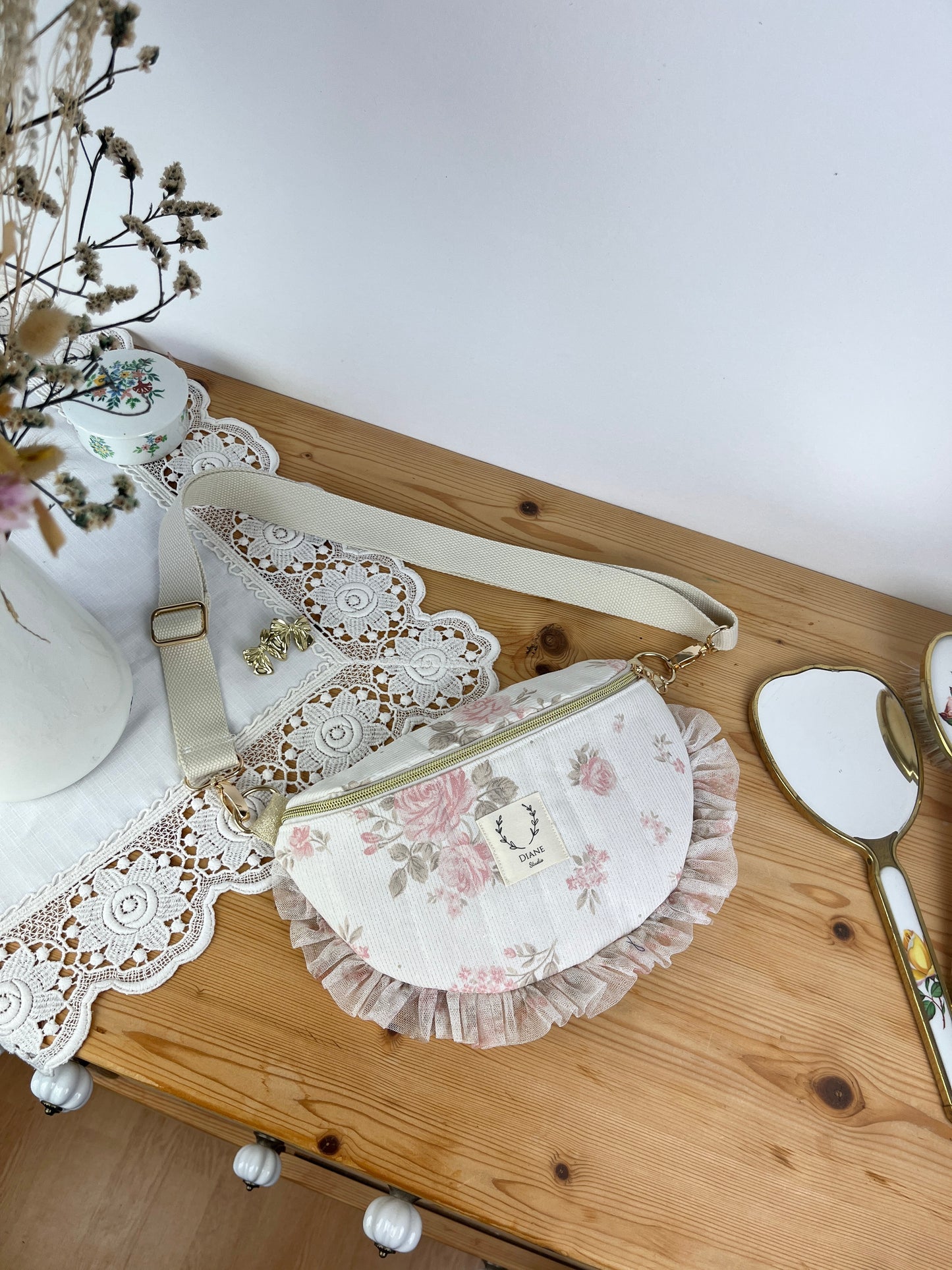 Le sac banane jacquard rose
