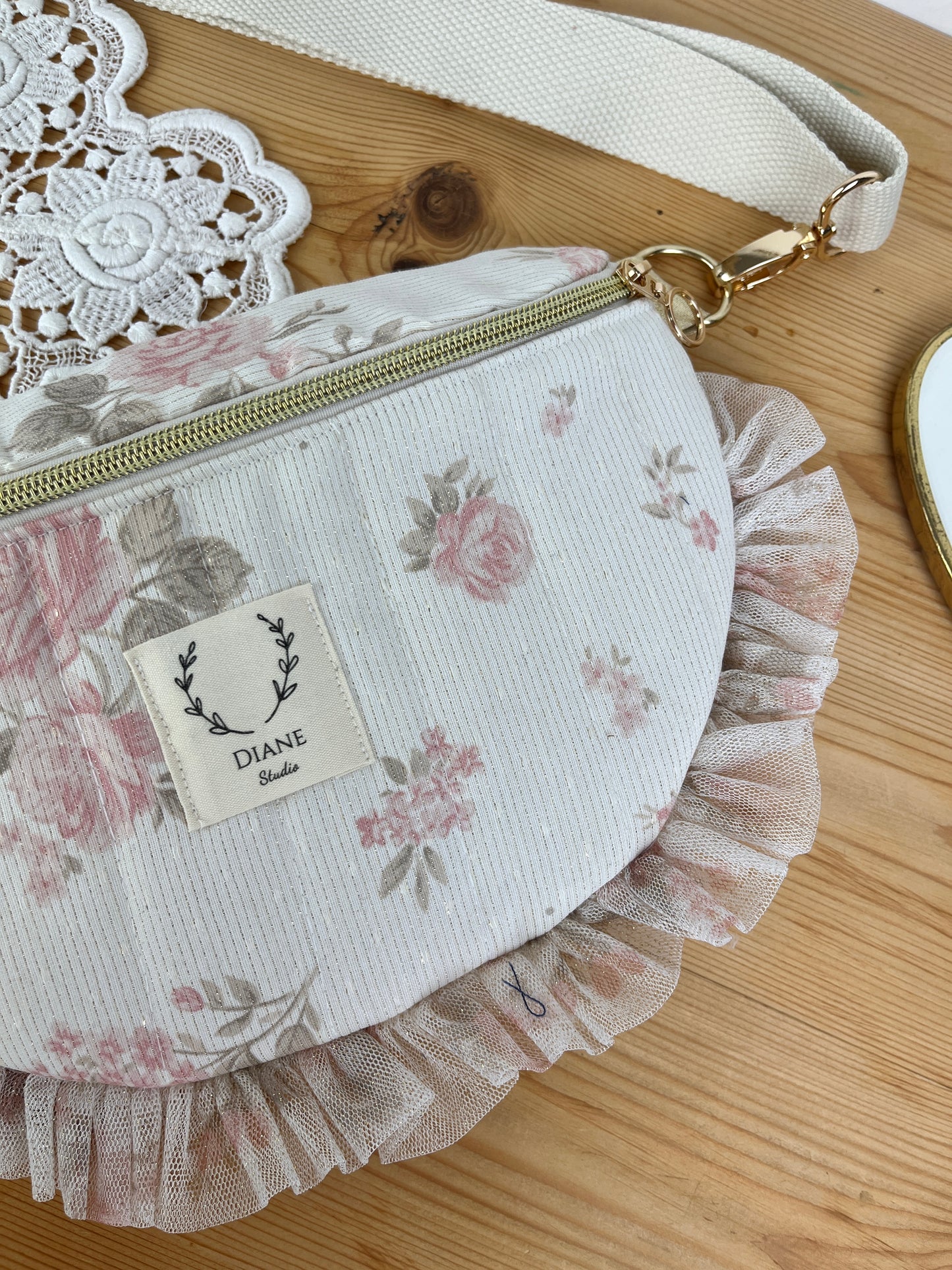Le sac banane jacquard rose