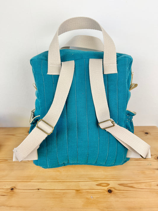 Le sac à dos enfant Ombeline personnalisé double gaze paon et Liberty thorpe tutti frutti