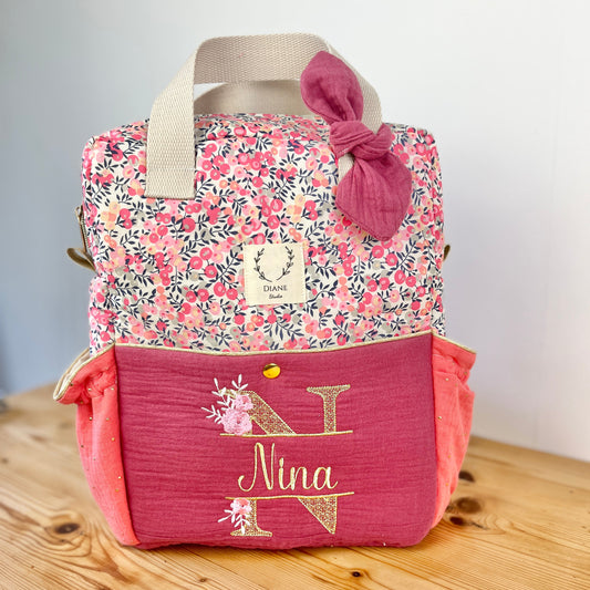 Le sac à dos enfant Ombeline personnalisé double gaze framboise et liberty wiltshire pois de senteur