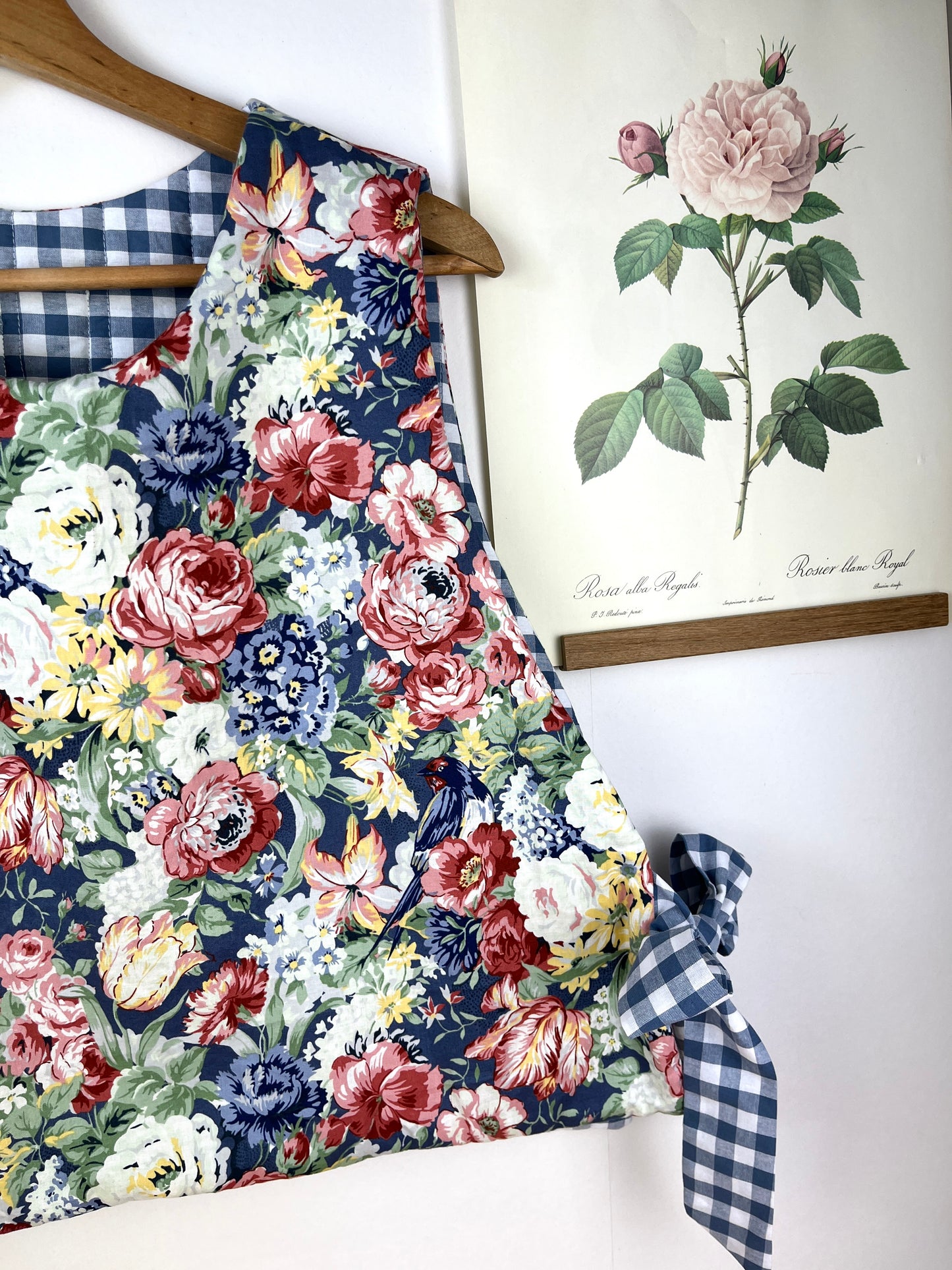 Le pull Joséphine roses et vichy bleu- édition limitée sur commande