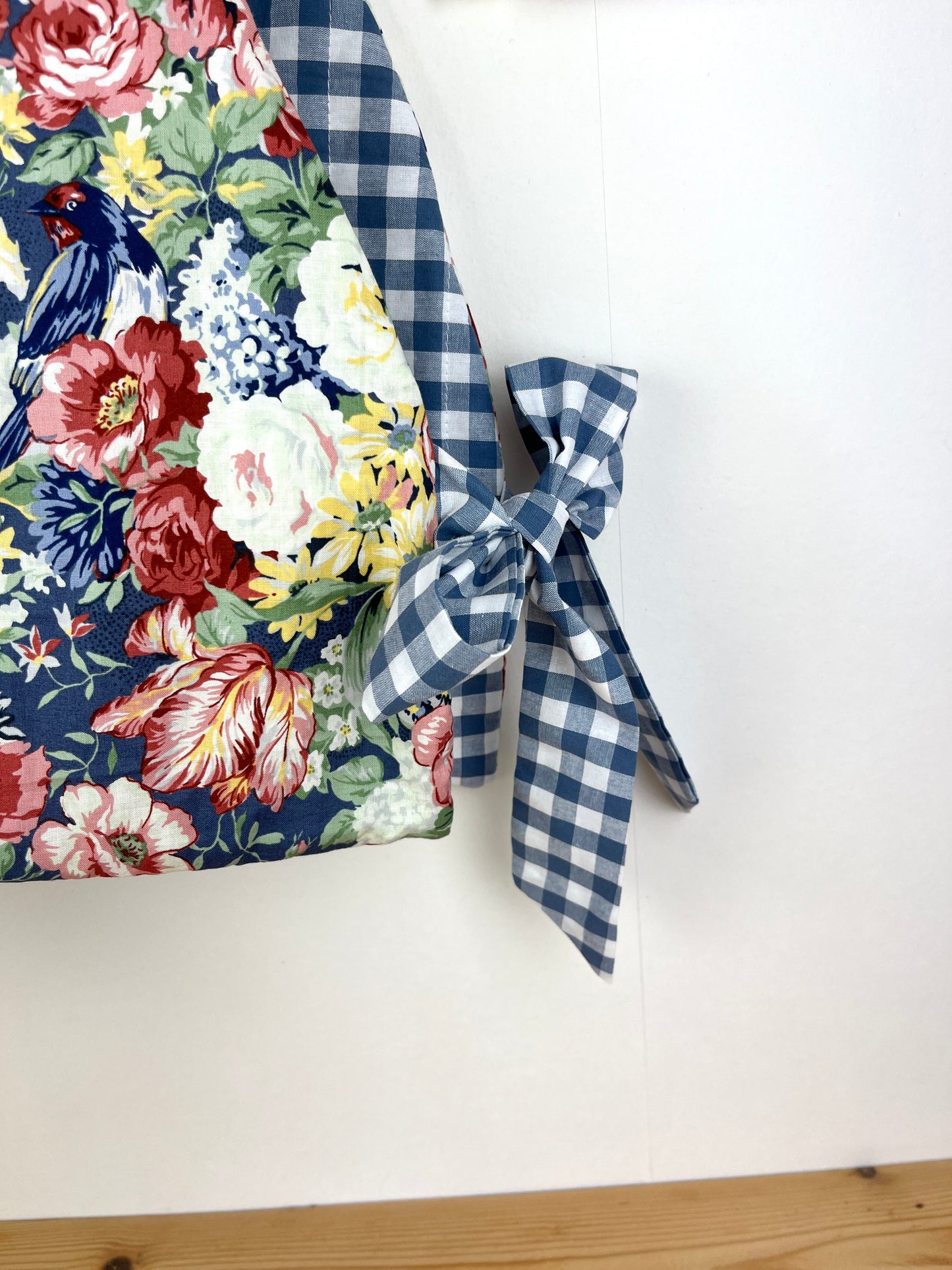 Le pull Joséphine roses et vichy bleu- édition limitée sur commande