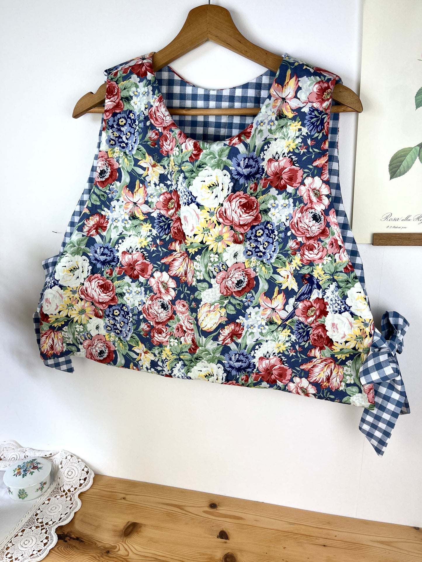 Le pull Joséphine roses et vichy bleu- édition limitée sur commande