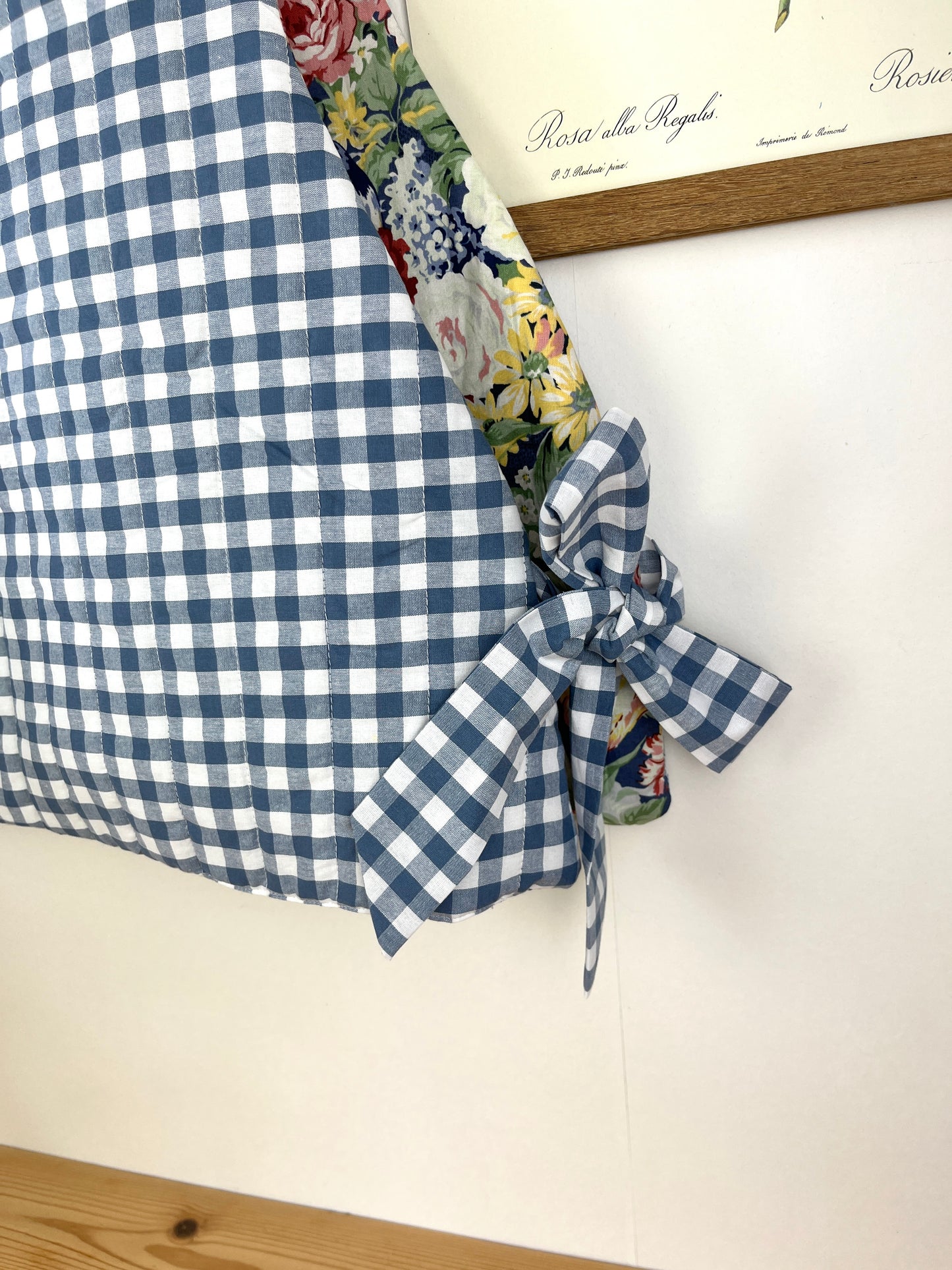 Le pull Joséphine roses et vichy bleu- édition limitée sur commande