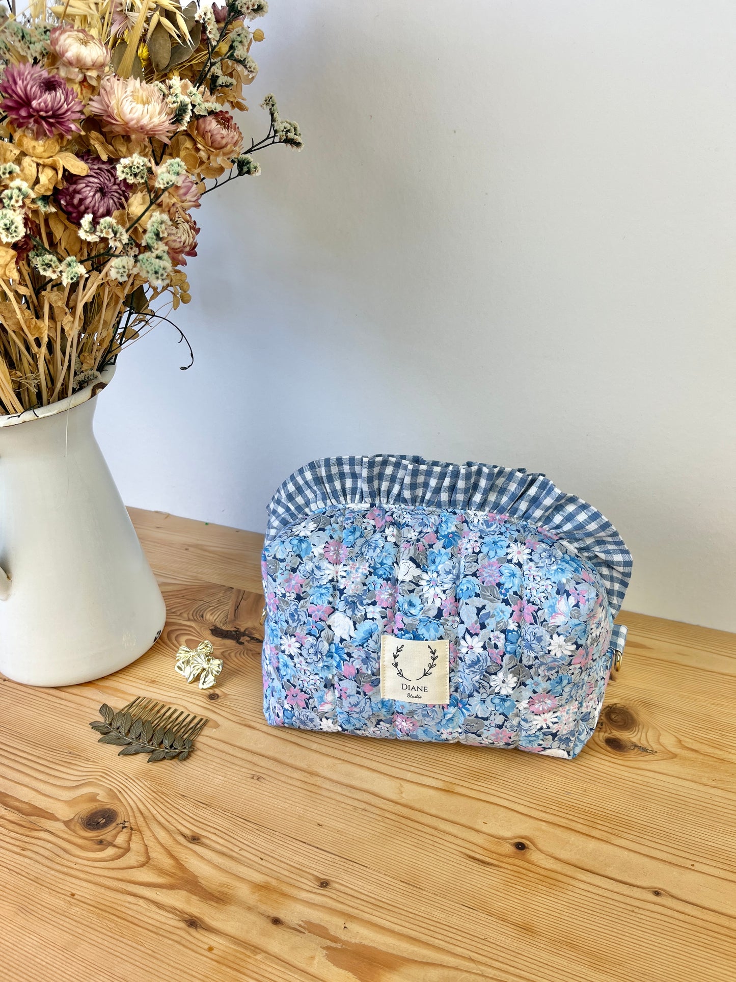 Ensemble sac et trousse de beauté volant matelassé