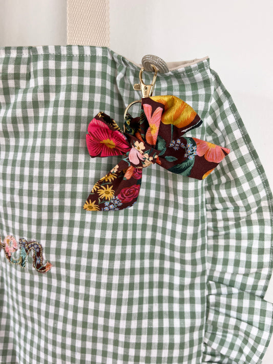 Le petit tote bag vichy sauge et fleurs