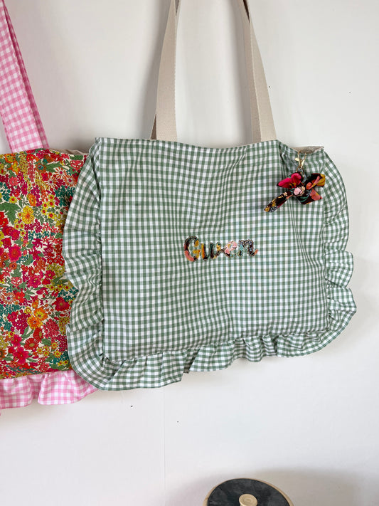 Le petit tote bag vichy sauge et fleurs