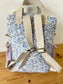 Le sac à dos enfant Ombeline poche double gaze crème et liberty wiltshire lilas