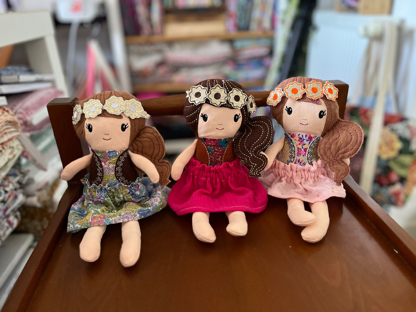 Chloé, la poupée artisanale – Objet de décoration