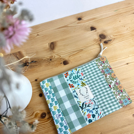 NOUVEAU ! La pochette patchwork tons verts